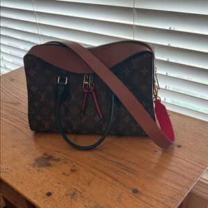 Louis Vuitton Tuileries Tote Monogram Handbag